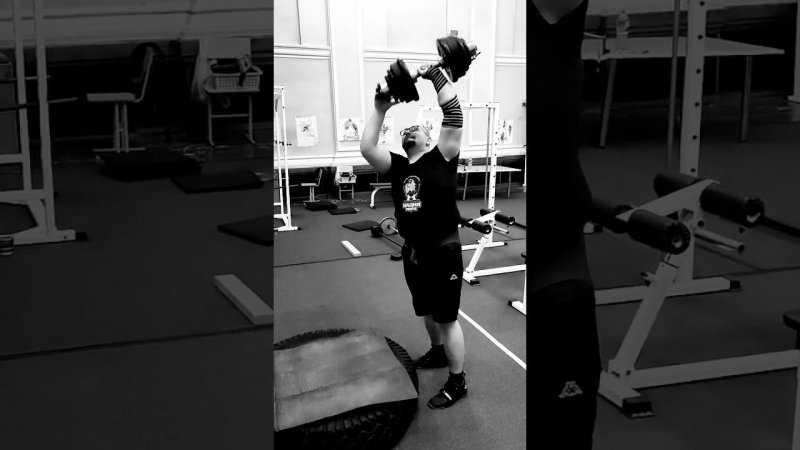 Швунг левой рукой  50, 55, 60 кг над головой #air174 #fitness #gym #workout #strong #strongman