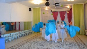 Танец с веерами "Весенний ручеек" репетиция Д/С №21 г. Новоалтайск, Муз. рук. Ларионова Т. И.