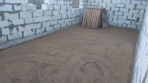 Черновая стяжка. Пол по грунту