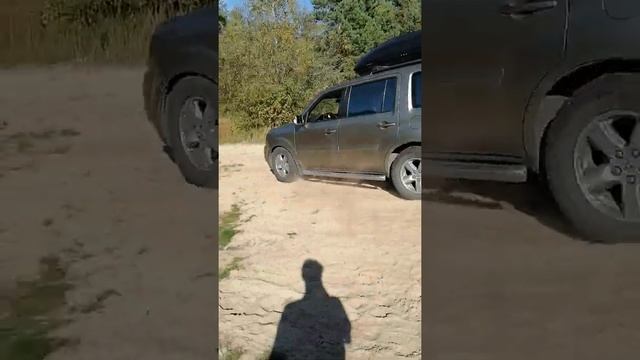 Honda pilot 2. по песку.