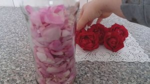 РОЗОВАЯ ВОДА ДЛЯ ЛИЦА/ВОДА ИЗ ЧАЙНОЙ РОЗЫ ДЛЯ УМЫВАНИЯ/КУБИКИ ЛЬДА НА РОЗЕ ДЛЯ ТОНУСА КОЖИ.