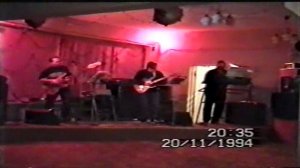 В ресторане. Лихие 90е...:)