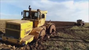 Трактора в грязи по бездорожью. КИРОВЕЦ, МТЗ, ЭКСКАВАТОР.