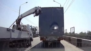 Важно уступить дорогу! курьезы на дорогах России