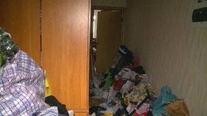 (12+) Плюшкин из Мытищ: что делать, если сосед складирует у себя в квартире мусор?