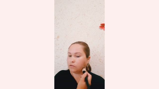Летний, лёгкий макияж!!! Тушь, праймер великолепны!!