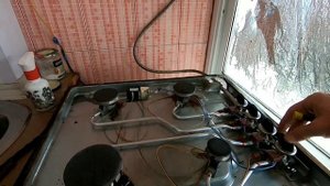 Whirlpool газовая плита, нет искры, не держит горелка.
