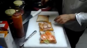 Приготовление сендвича
