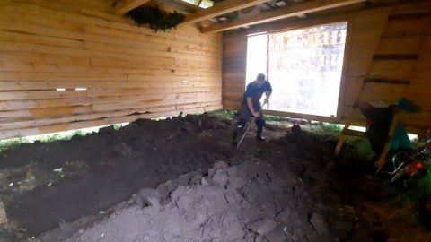 Человек Работает