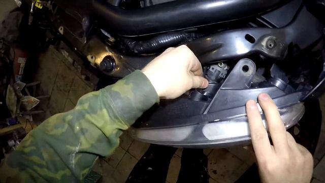 Как снять передние Фары и ПТФ Nissan Qashqai 2006-2010год смотреть онлайн