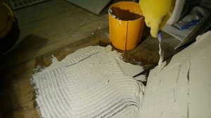 Секрет Надёжной Укладки Плитки на Доски
