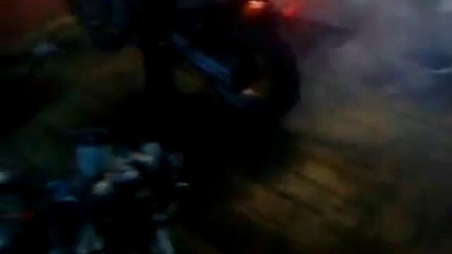 Поменяли масло у Hornet.MP4 смотреть онлайн