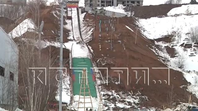 Восставшие на горе - на Сенной реконструируют разрушенные трамплины смотреть онлайн