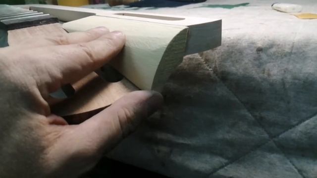 Двойной гриф для старинной семиструнки #4 / Делаю сиамских близнецов. смотреть онлайн