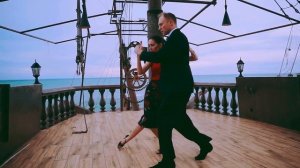 - Hernando's Hideaway - Tango
