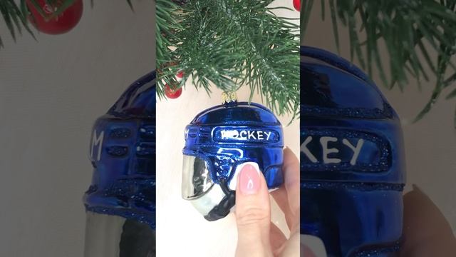 Арт. A1410BL  Формовая игрушка из Польши «Хоккейный шлем» синий