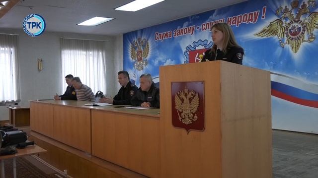 2_В ОМВД прошел день открытых дверей для школьников 22.01 с лого