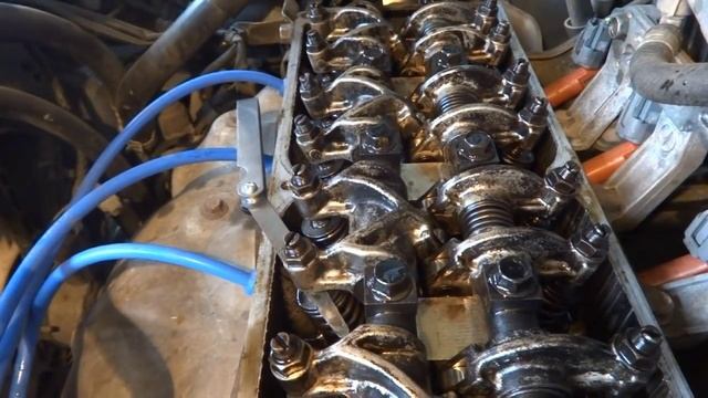 Регулировка клапанов на Mazda Demio (В3 1.3л) смотреть онлайн