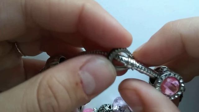 ?Браслет pandora// Обзор шармов?//плюсы и минусы??? У меня брак??? смотреть онлайн