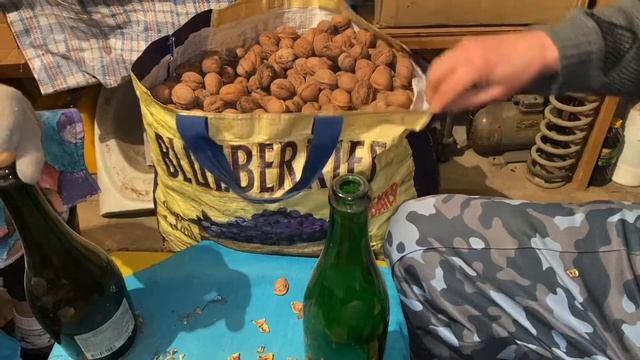 Как легко и быстро разбить грецкий орех