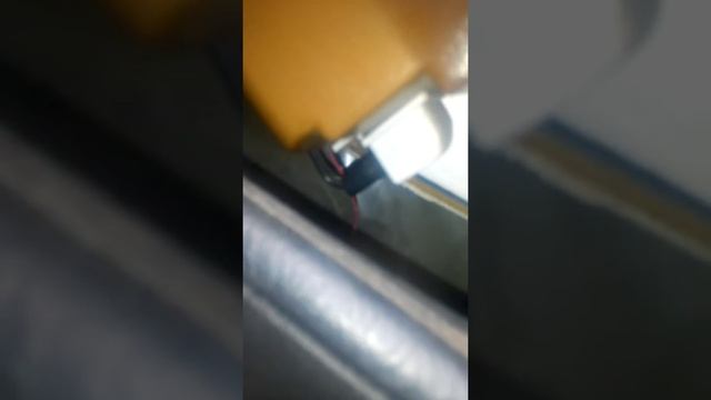 Замена подсветки в пепельницы CEDRIC Y33 смотреть онлайн