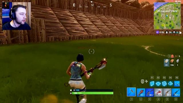 BUILDING THE WORLD'S BIGGEST FOOTBALL STADIUM | Fortnite Battle Royale смотреть онлайн