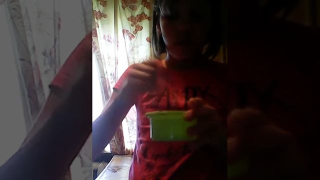 Лизун из клея ПВА срндства для мытья посуды соли геля для душа и порошка для чистки плиты смотреть онлайн