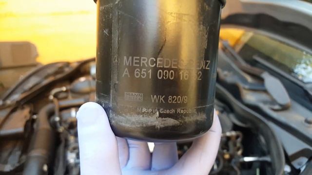 Mercedes-Benz classe E 250 (W212) Cambio filtro carburante -- change fuel filter смотреть онлайн