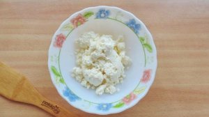 Творожный соус с чесноком и зеленью