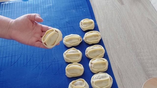 НЕЖНОЕ ЭЛАСТИЧНОЕ ТЕСТО на минеральной воде/ для мант, вареников и пельменей. смотреть онлайн