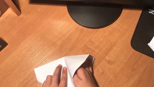 Хлопушка из бумаги (делайте из двойного листка из тетрадки моя ошибка)