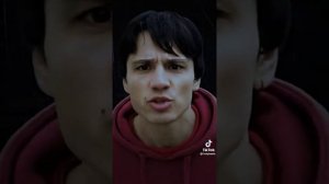 хочешь верь или не верь автора не помню кто знает в комм пишите