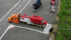 LEGO Technic - Rig & Roll Competition (гонки грузовиков) 4К