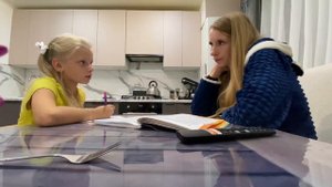 VLOG: Заболела / Делаем уроки с Настей / Ужин / Буллинг / Семейный влог