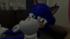 Amy Rose Farts On Sonic