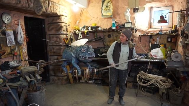 изготовление  скульптур  из  бетона   в    своём  доме....