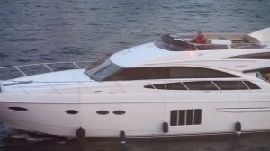 Яхта Princess 64 за 1.000.000 ЕВРО по Неве