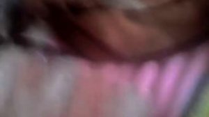 Я показывают деньги настоящие и ненастоящие