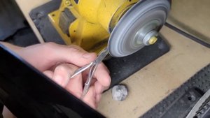 САМЫЙ БЫСТРЫЙ СПОСОБ ЗАТОЧКИ МАНИКЮРНЫХ КУСАЧЕК