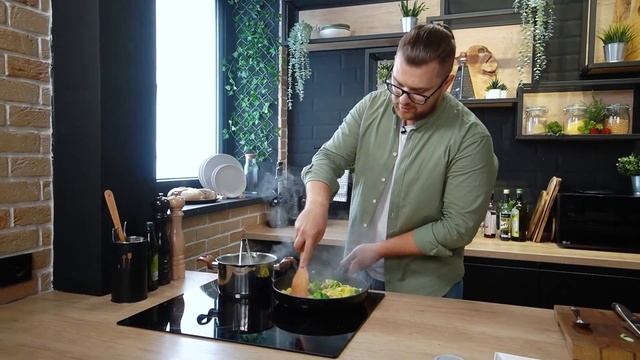 Лапша с курицей | Салат с уткой и апельсином | Вишневый шоколадный мусс | Готовим как шеф!