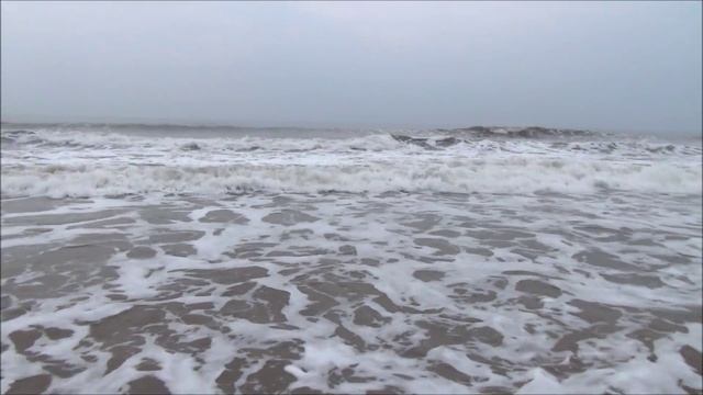 Ganapatipule. Morning Meditation - foot soaking in the Ocean 21.10.2013 смотреть онлайн