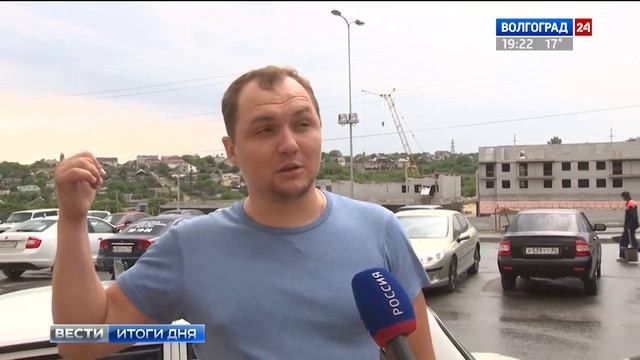 На перекрестке улиц Покрышкина и Гамзатова введут круговое движение смотреть онлайн