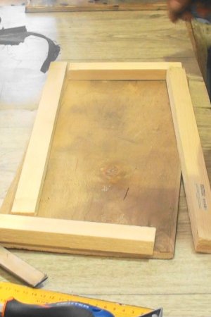 Изготовление поддона для тумбовой (ножной) швейной машины. Часть №2..mp4