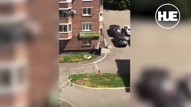 В Новокузнецке захват заложников со стрельбой смотреть онлайн