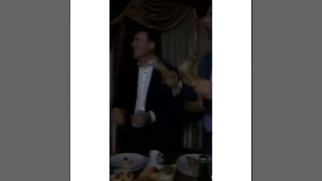Мурат Кумпилов подпевает Азамату Биштову - Моря гладь