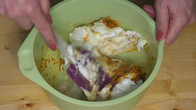 Морковный рулет, без муки. Полезно и вкусно. // Carrot roll, no flour. Healthy and tasty. смотреть онлайн