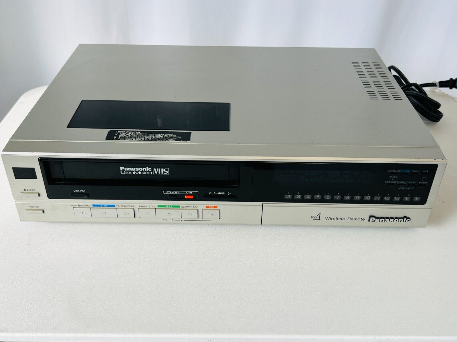 Кассетный видеомагнитофон Panasonic Omnivision VHS PV-1535 VCR-Япония-1985-год