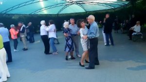 Одесса Забудь мене Парк Горького Сентябрь 2022.mp4