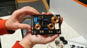 ЛУЧШИЙ кроссовер? ЗАЧЕМ это нужно? Обзор АВТО акустики HELIX S 62C.2 (автоакустика)