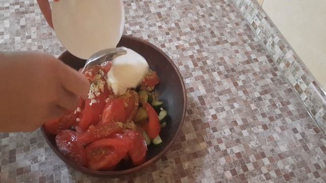 Салат овощной - для тех кто не умеет готовить смотреть онлайн